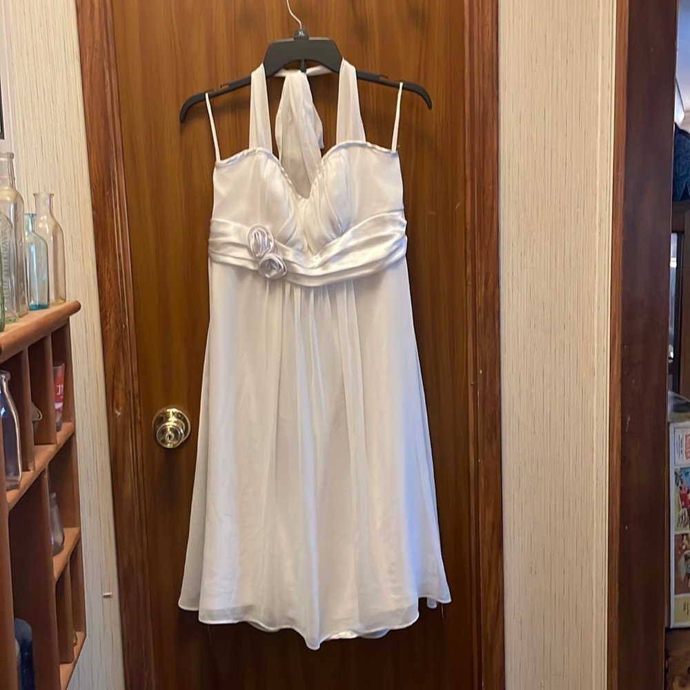 Women's JUNO white formal dress. Size XL